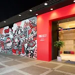 Ying\'Nflo, Wesley Admiralty, Hong Kong